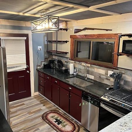 Cubs Den - Hot Tub- Walk To Lake- Fire Pit - Kayaks Oakland Exterior photo