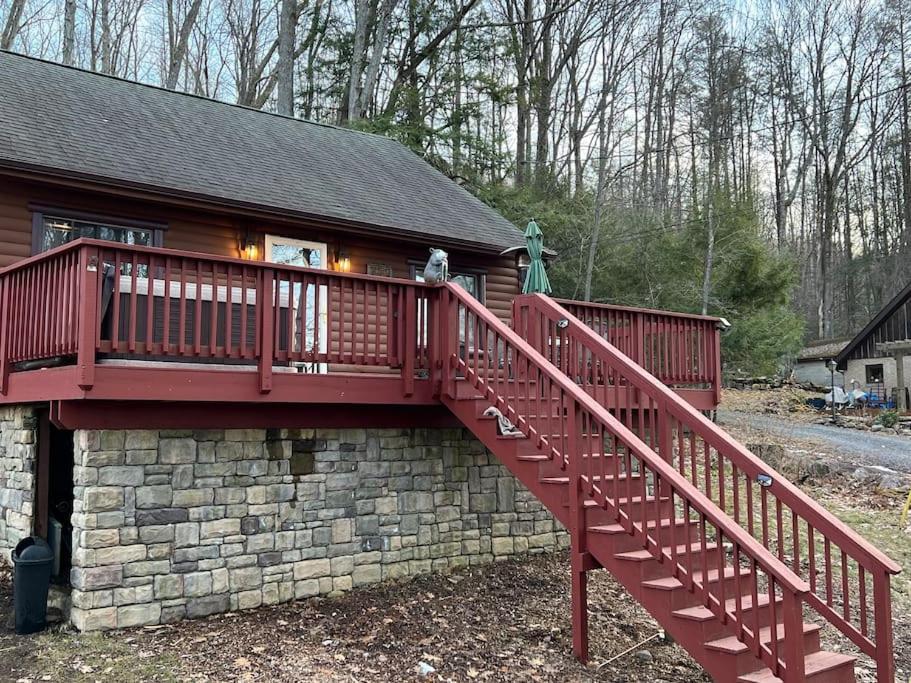 Cubs Den - Hot Tub- Walk To Lake- Fire Pit - Kayaks Oakland Exterior photo